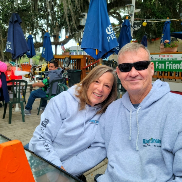 Meet your Posher, Sandy - Picture 1 of 1